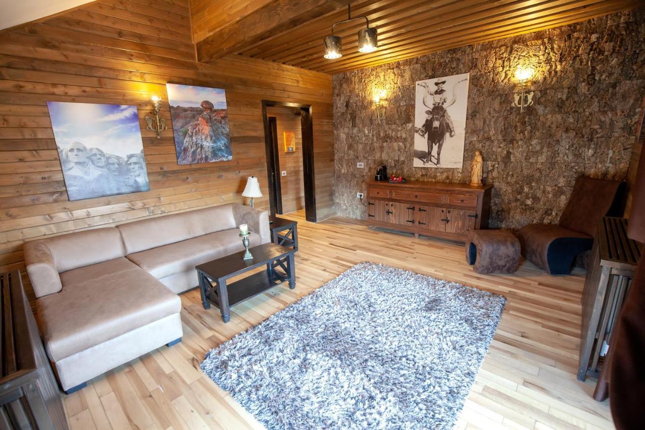 Hotel Maggie'S Ranch Rîşnov Exteriér fotografie