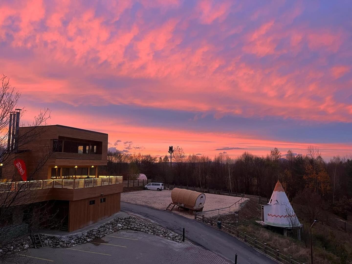 Hotel Maggie'S Ranch Rîşnov Exteriér fotografie