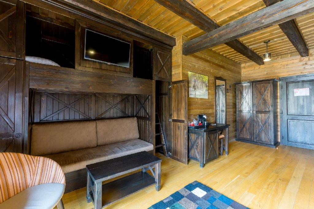 Hotel Maggie'S Ranch Rîşnov Exteriér fotografie